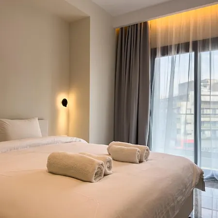 8 By Proliving Hospitality Διαμέρισμα *